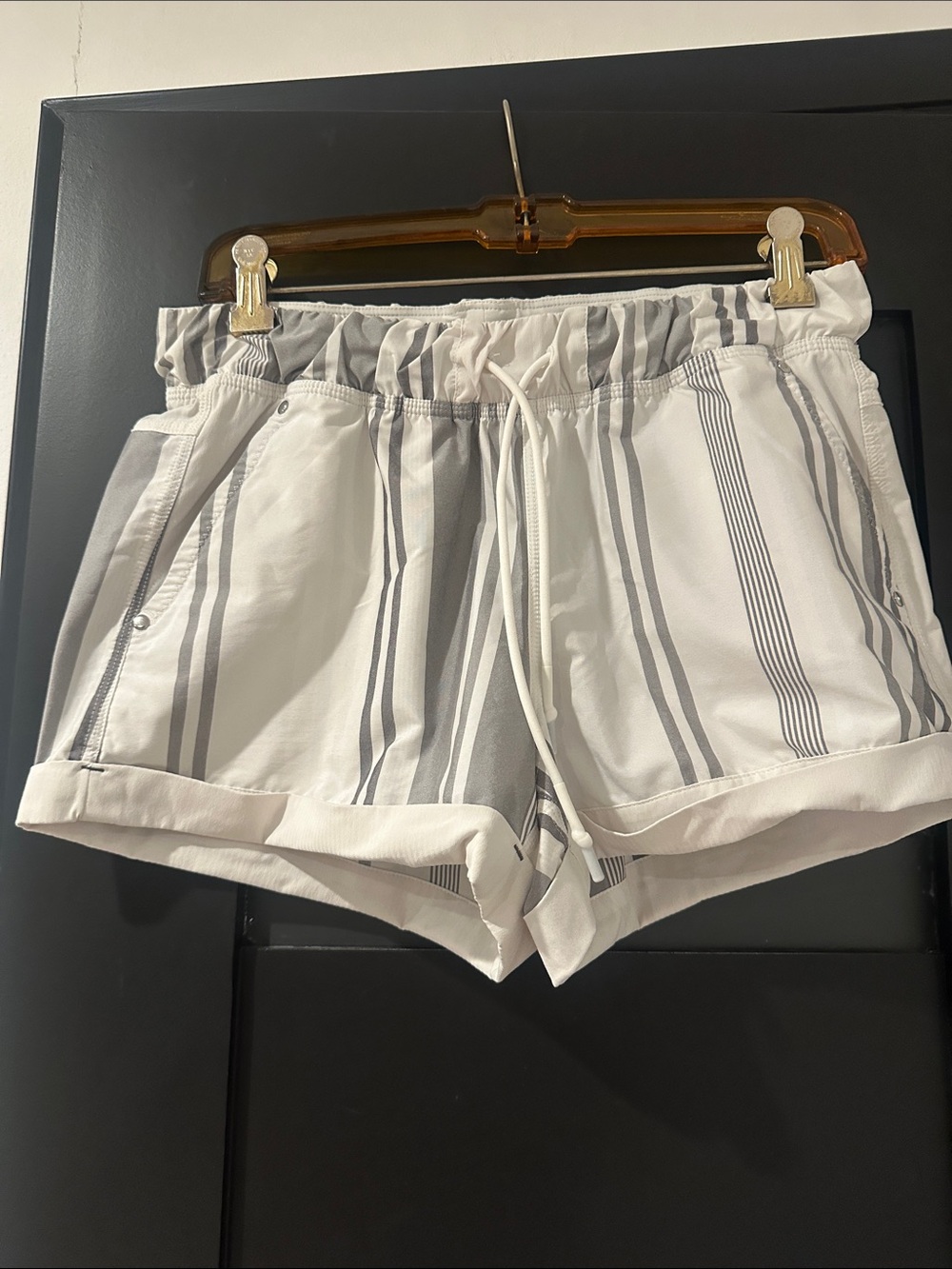 lululemon athletica White & Gray Striped Drawstring Athletic Shorts